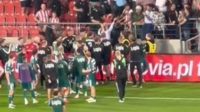 Awantura po meczu Legii. Piłkarze starli się z kibicami