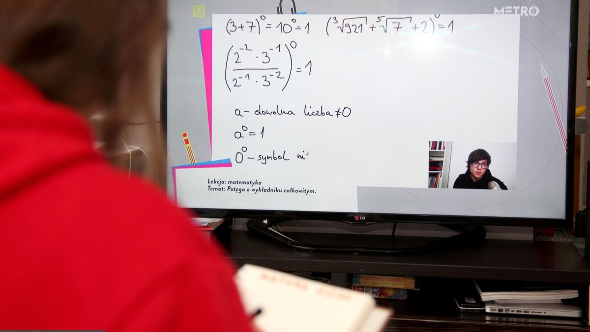 Ministerstwo Edukacji Narodowej przygotowuje się na wypadek, gdyby po wakacjach również konieczna była nauka zdalna