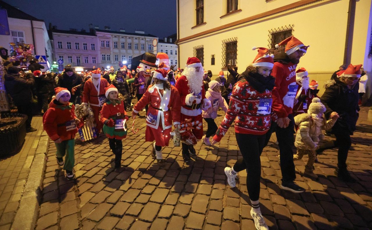 Rzeszów: II Rodzinny Bieg Mikołajkowy. Wspólna zabawa i pomoc potrzebującym