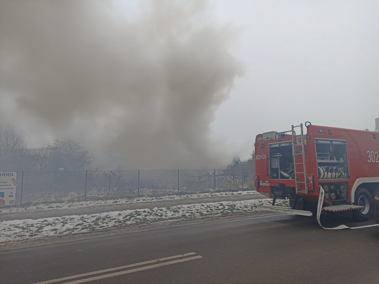 Pożar na terenie ogródków działkowych