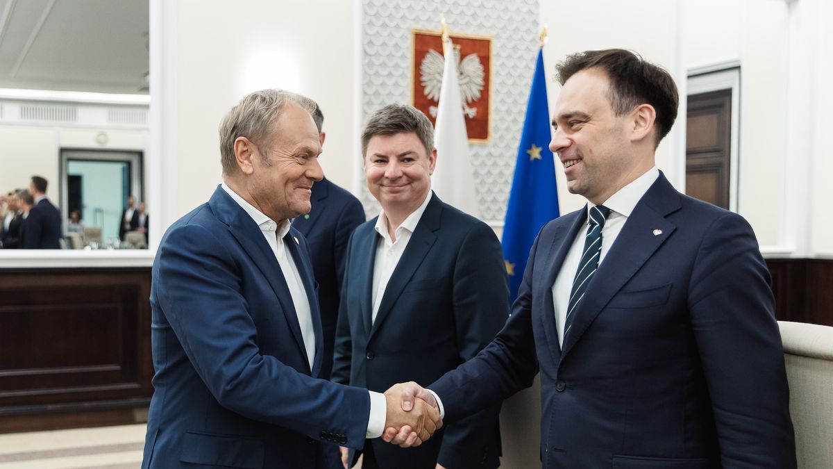 Premier Donald Tusk minister finansów Andrzej Domański i szef 