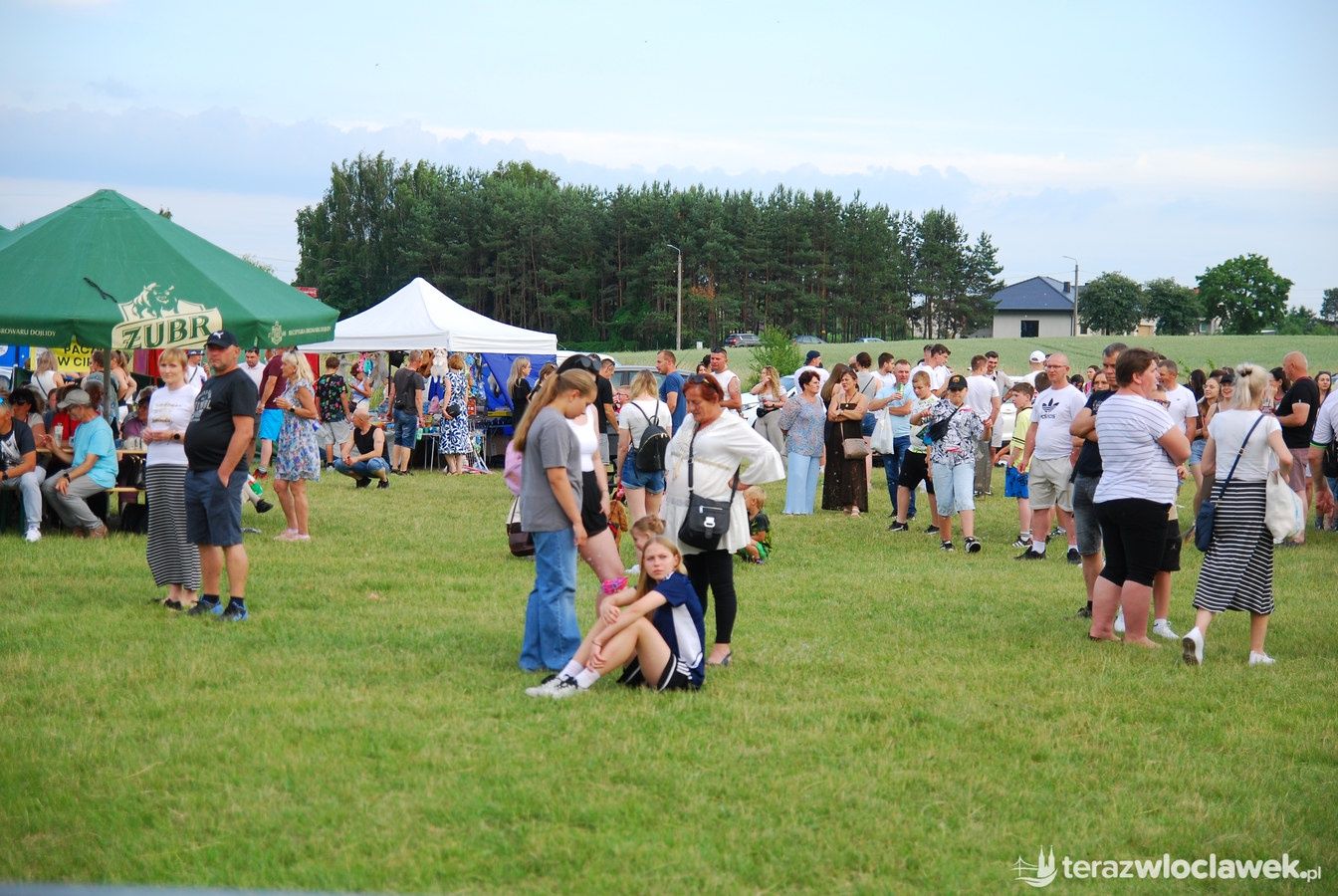 IX Powiatowo-Gminny Festiwal Zespołów Weselnych w Boniewie