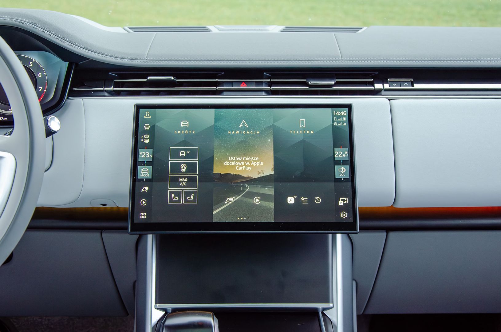 Range Rover P615 LWB