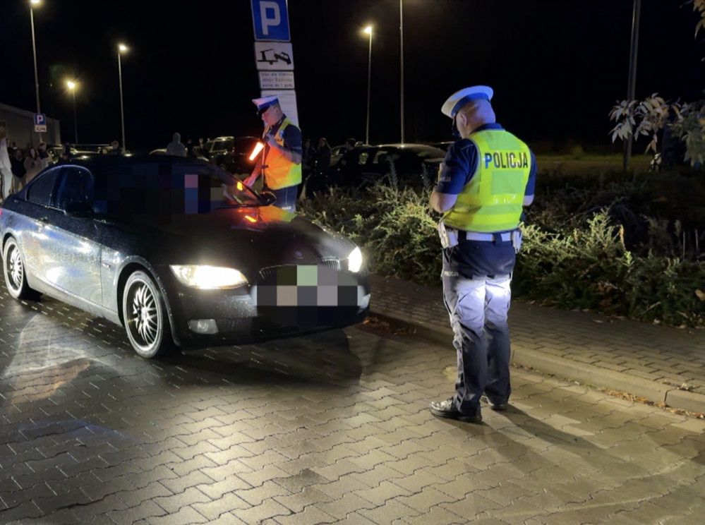 policja, piraci drogowi, mandaty Policja bierze się za nielegalne wyścigi. Mandaty na ponad 130 tys. zł