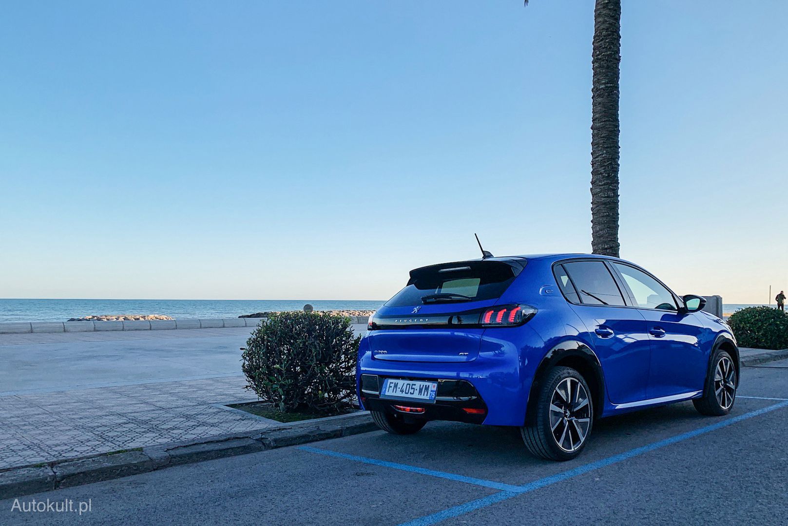 Po dopłatach Peugeot e-208 będzie kosztował niewiele ponad 100 tys. zł