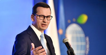 Premier twierdzi, że wie lepiej. Upiera się przy swoim rozwiązaniu ws. kryzysu w UE