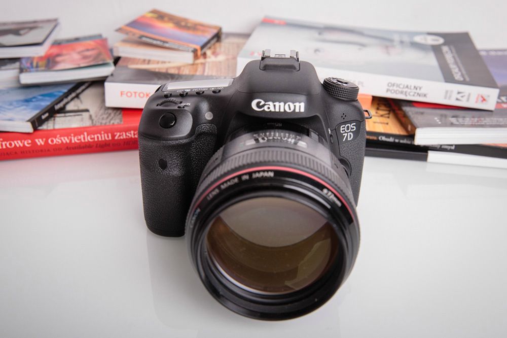 Canon EOS 7D Mark II - szybki, wytrzymały i bez konkurencji [test] 176
