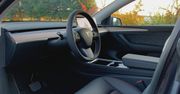 Tesla wzywa do serwisu z powodu poduszek powietrznych