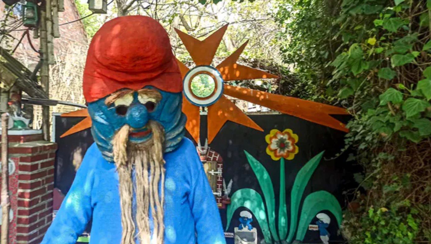 Papa Smerf - jedna z postaci smerfowej wioski