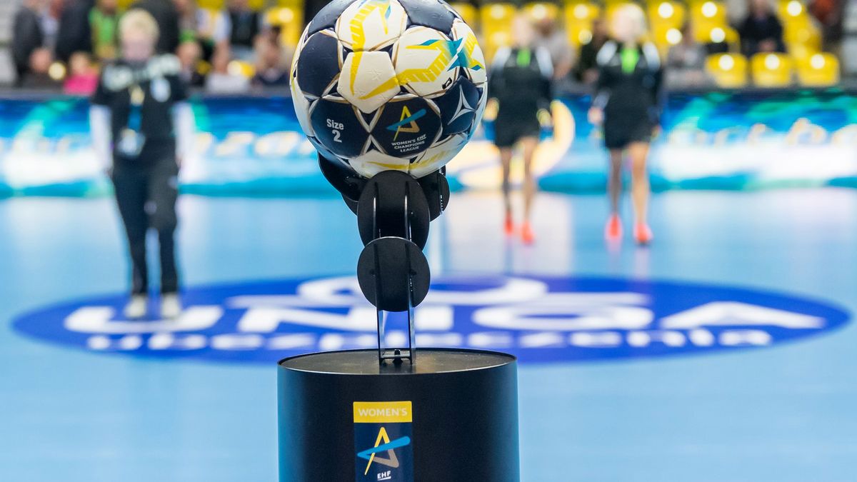 WP SportoweFakty / Michał Domnik / Na zdjęciu: piłka do szczypiorniaka