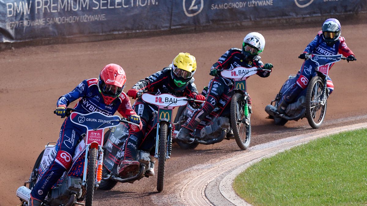 WP SportoweFakty / Tomasz Rosochacki / Na zdjęciu: mecz Wybrzeża Gdańsk z Trans MF Landshut Devils
