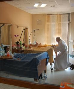 Śląskie hospicja otrzymały pieniądze z rocznych rozliczeń. "Z roku na rok jest coraz lepiej"