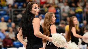 Cheerleaders Bełchatów tańczyły podczas meczu Plus Ligi w Bełchatowie (galeria)