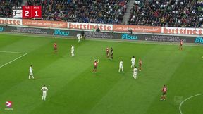 Sędzia przerwał mecz tuż po zachodzie słońca, żeby obchodzący ramadan zawodnik mógł się napić