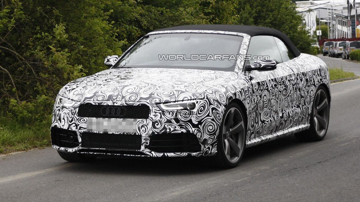 Zakamuflowane Audi RS5 Cabriolet (2013)