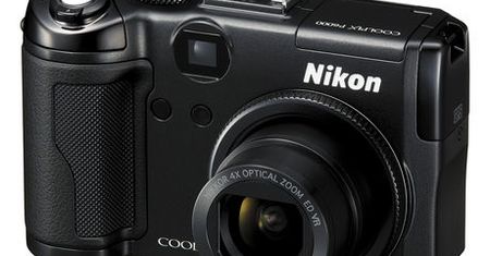 Nikon Coolpix P6000 z wbudowanym GPS