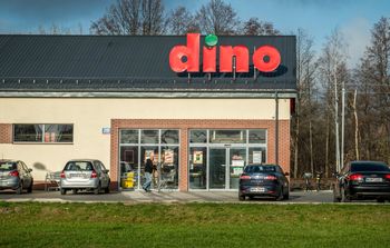 Otworzyliśmy gazetkę Dino. Nagle taki widok. "Przy zakupie 4"