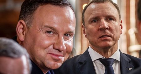 Kampania wg TVP. 40 dni z Dudą i Trzaskowskim w rządowych mediach