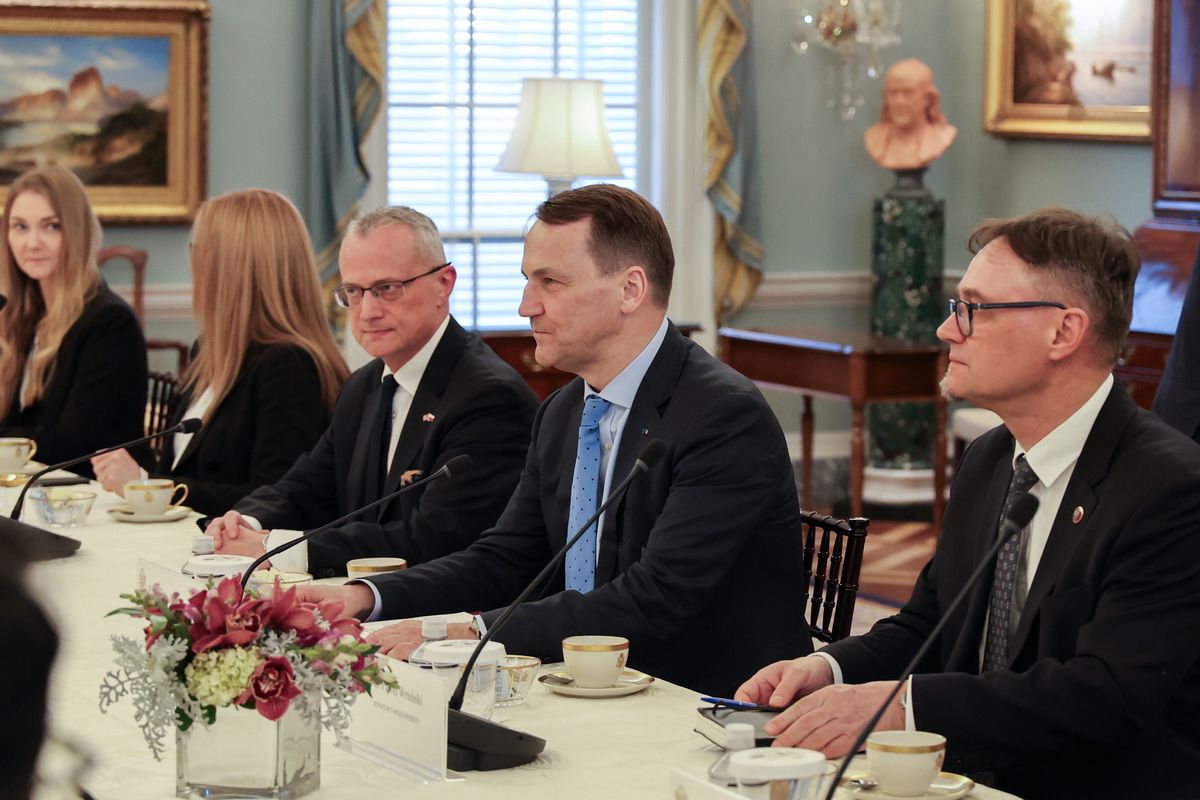 marek magierowski, Ambasador Polski, msz, radosław sikorski, Andrzej Duda, ambasador, rekompensata Magierowski chce prawie miliona zł rekompensaty. MSZ odmawia, dyplomaci zszokowani