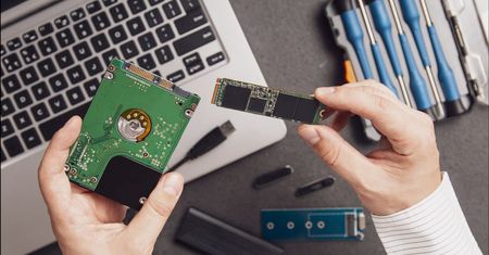 Przetestowali masę dysków HDD i SSD. W końcu wiemy które są mniej awaryjne