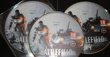 Wpadka Electronic Arts. W pecetowym wydaniu Battlefielda 4 znajdują się trzy dyski z numerem jeden