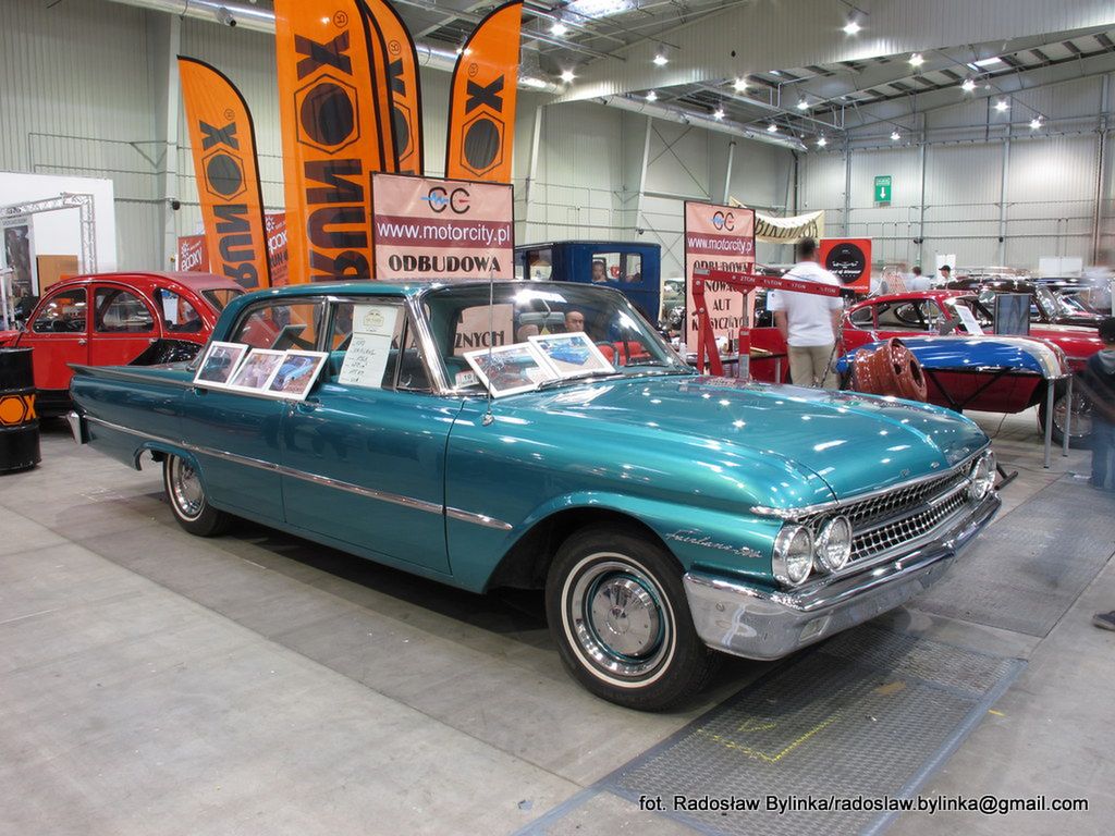 Ford Fairlane