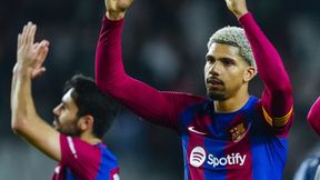 Jeden z filarów Barcelony rezygnuje z operacji. Bardzo chce zagrać z Gironą