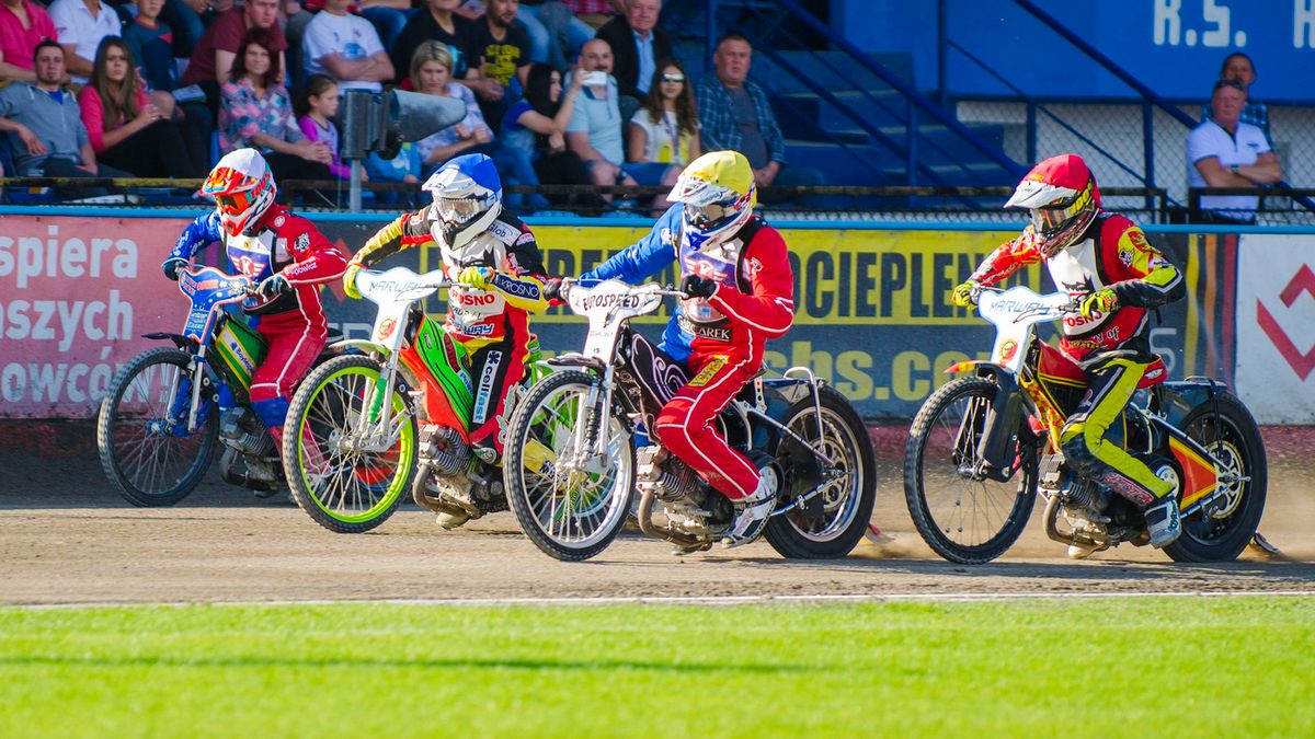 WP SportoweFakty / Karol Słomka / Od krawężnika: Fierlej, Gizatullin, Lisiecki i Kamiński