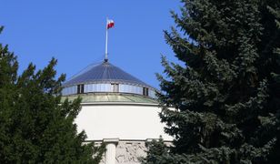 Podawał się za znanego polityka. Wyłudził 5 mln złotych