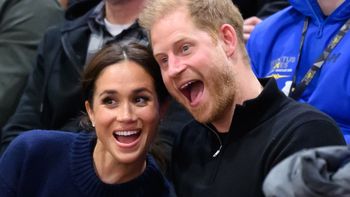 Meghan o Harrym: "POCIĄGA mnie jego DZIECIĘCA RADOŚĆ". Dziennikarka opisała, jak Markle zachowywała się podczas wywiadu...