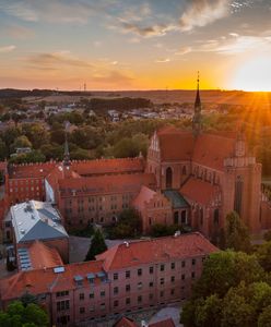 Pelplin. Okazała katedra i słynna Biblia Gutenberga