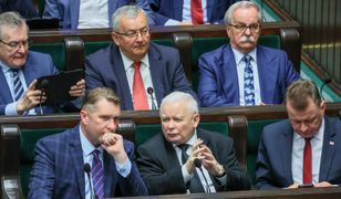 Kaczyński i Czarnek chcą mobilizacji wyborców PiS. Poruszenie przed kongresem