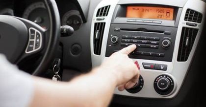 Abonament za radio w samochodzie firmowym? Jest wyrok sądu