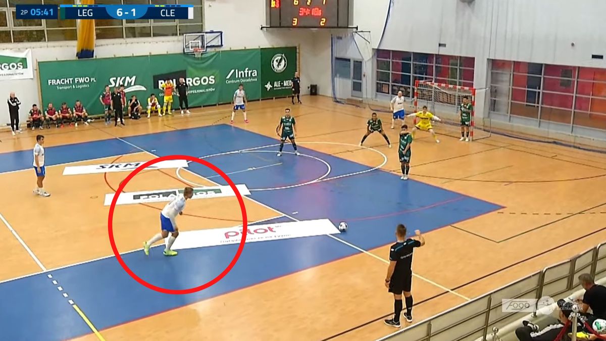Zdjęcie okładkowe artykułu: YouTube / Futsal Ekstraklasa / Piękny gol Sebastiana Brockiego