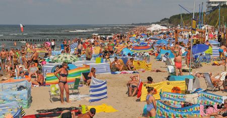 Bon turystyczny. Jak złożyć wniosek i komu przysługuje?