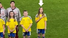 Nietypowa scena podczas hymnu w meczu ze Szwecją