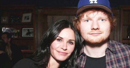 Oczy bolą. Gwiazda "Przyjaciół" i Ed Sheeran razem w tańcu