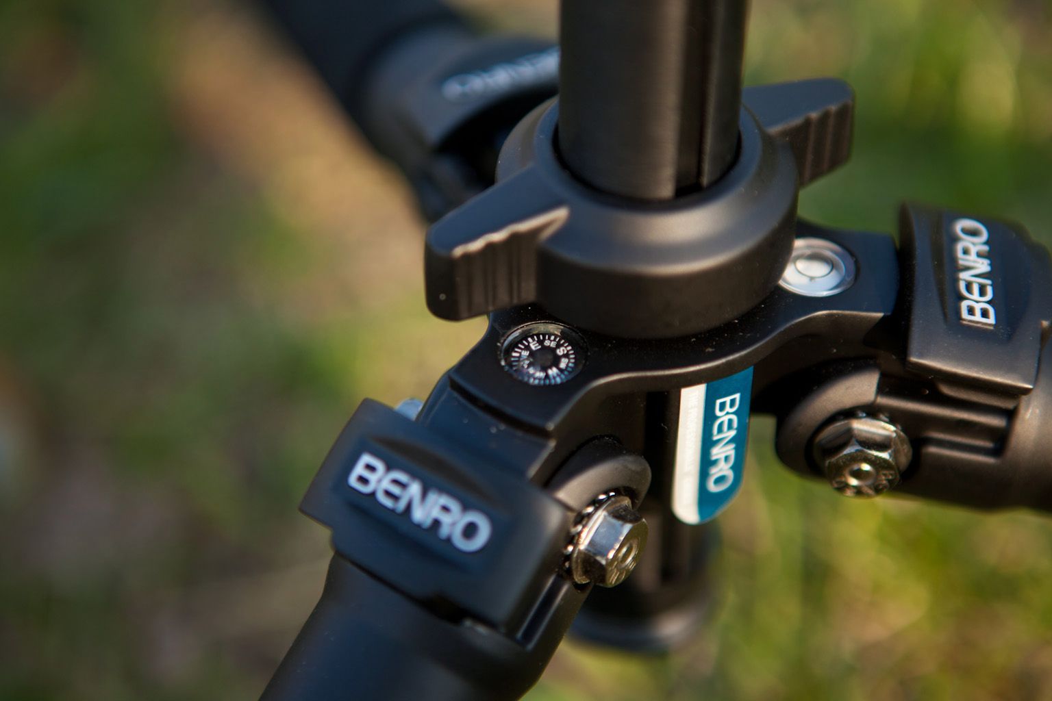 Benro A-500EX z głowicą HD-28 – statyw do studia i w podróż [recenzja] 8