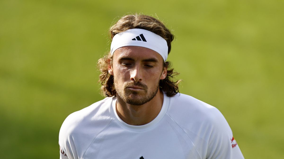 PAP/EPA / Tolga Akmen / Na zdjęciu: Stefanos Tsitsipas