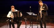 Koncert niedzielny Vivaldi Forever w wykonaniu Muras/Brzezina Duo i wernisaż prac Justyny Gross. Mamy zdjęcia