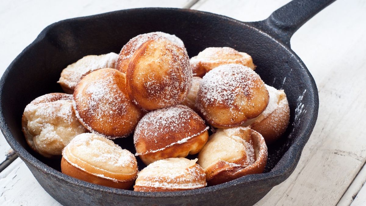 Duńskie placuszki z jabłkami