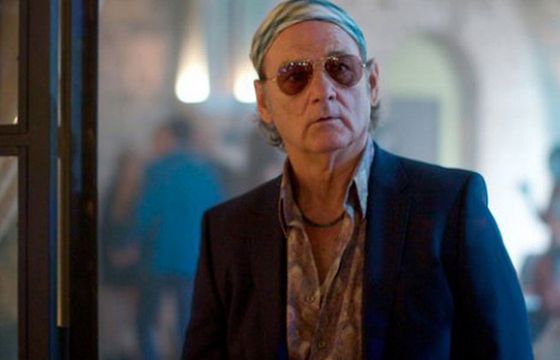 Bill Murray w filmie "Rock the Kasbah" śpiewa "Smoke on the Water"
