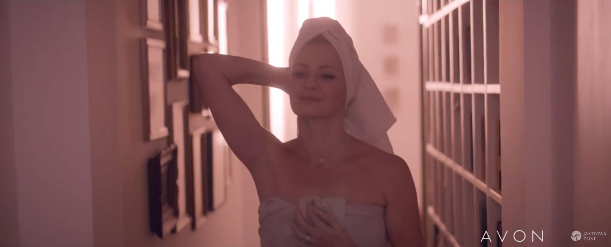 Małgorzata Kożuchowska w spocie reklamowym marki Avon
