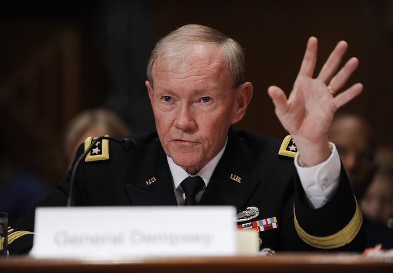 Amerykański generał stawia na islamistów