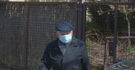 Koronawirus. Jarosław Kaczyński na "autokwarantannie". Wicerzecznik PiS zdradza szczegóły