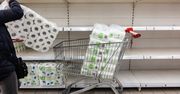 Koronawirus. Ceny papieru toaletowego pójdą w górę? Kluczowy surowiec stoi na granicach