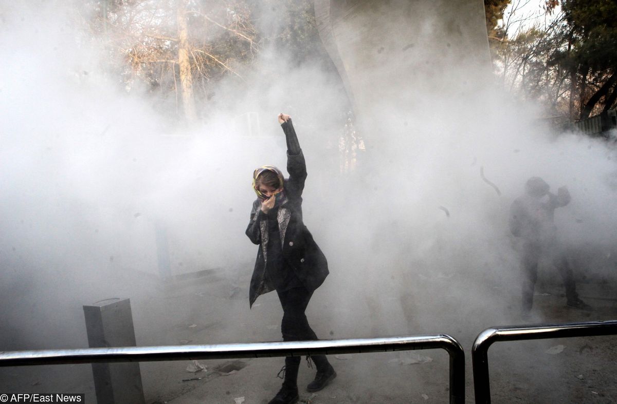 Protesty w Iranie nie zmiotą władzy. To perska wersja polityki pod hasłem "ulica i zagranica"