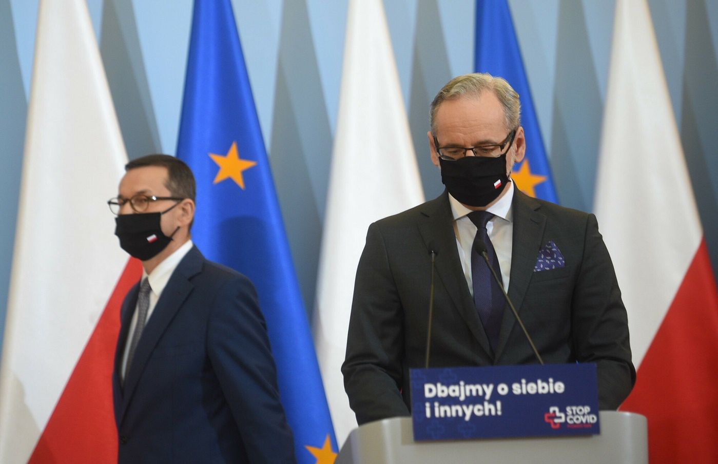 Nowe obostrzenia i lockdown w całej Polsce. Opozycja uderza w rząd i ostro ocenia decyzje ministra zdrowia