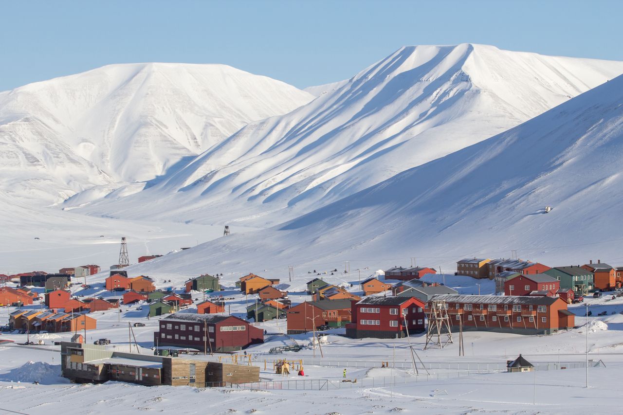 Svalbard enforces stricter tourist rules to protect nature