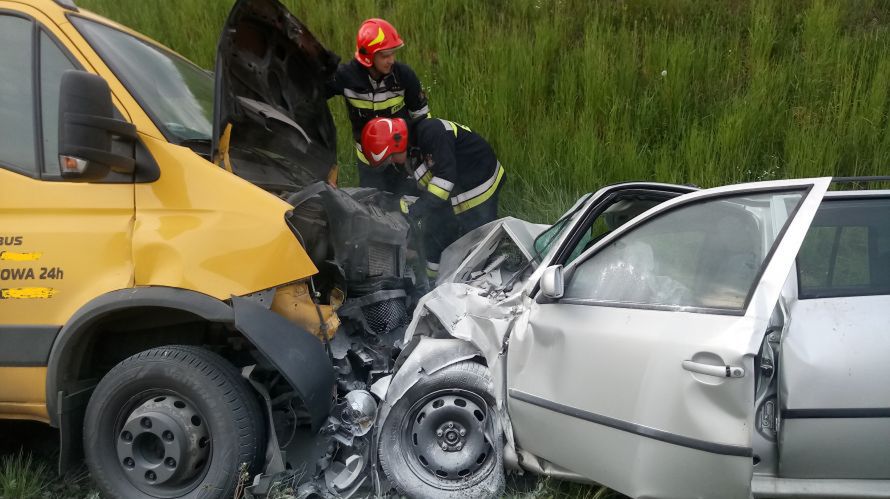 Groźny wypadek na DK74 w miejscowości Piórków. Mamy foto